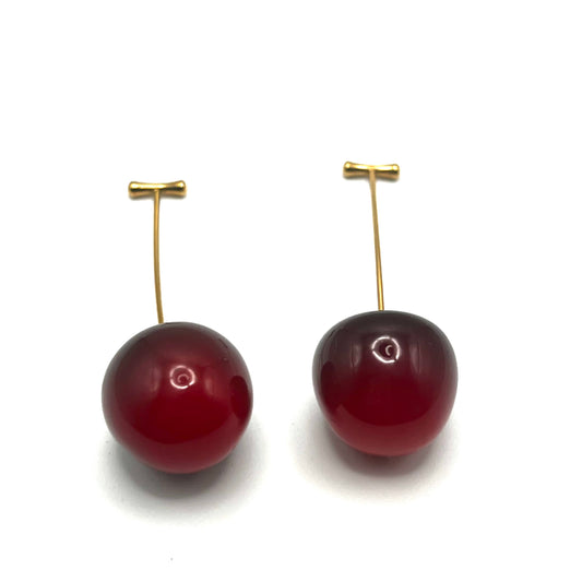 Orecchini CHERRY DROP | Pendenti a Ciliegia in Resina Lucida e Acciaio Inox – Eldra Milano