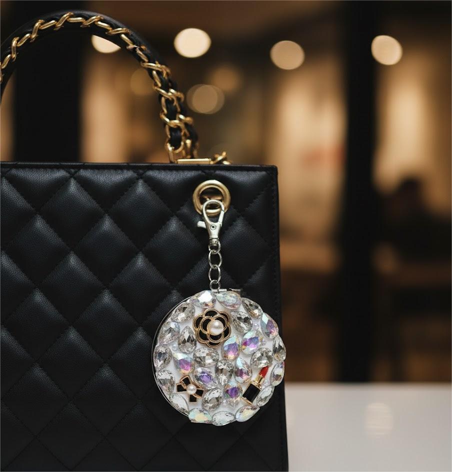 Specchietto da Borsetta con Cristalli e Perle