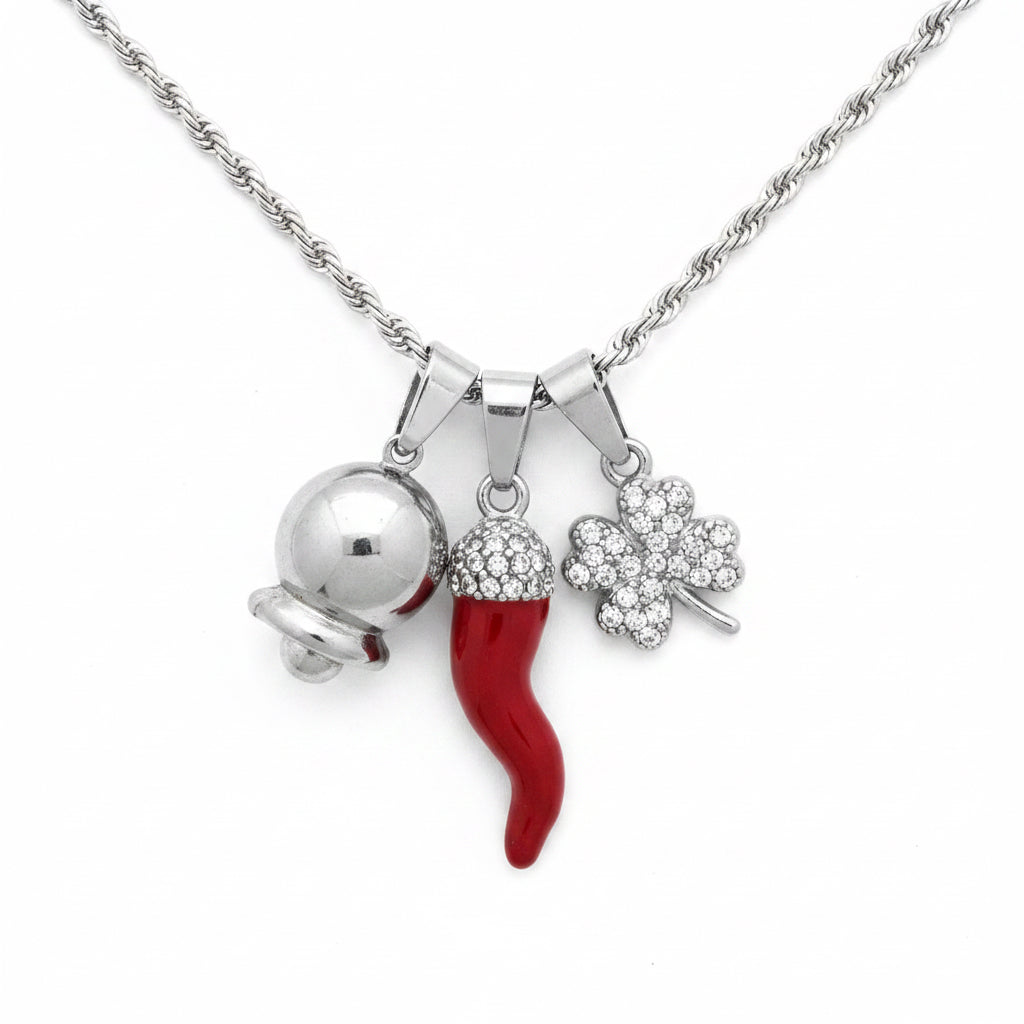 Collana con campanella e corno