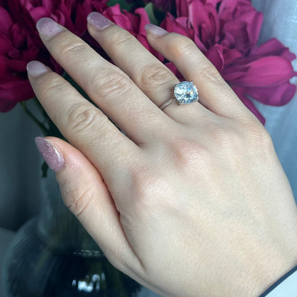 Anello VIVID GEM – Regolabile con Pietra Taglio Cuscino | Eldra Milano