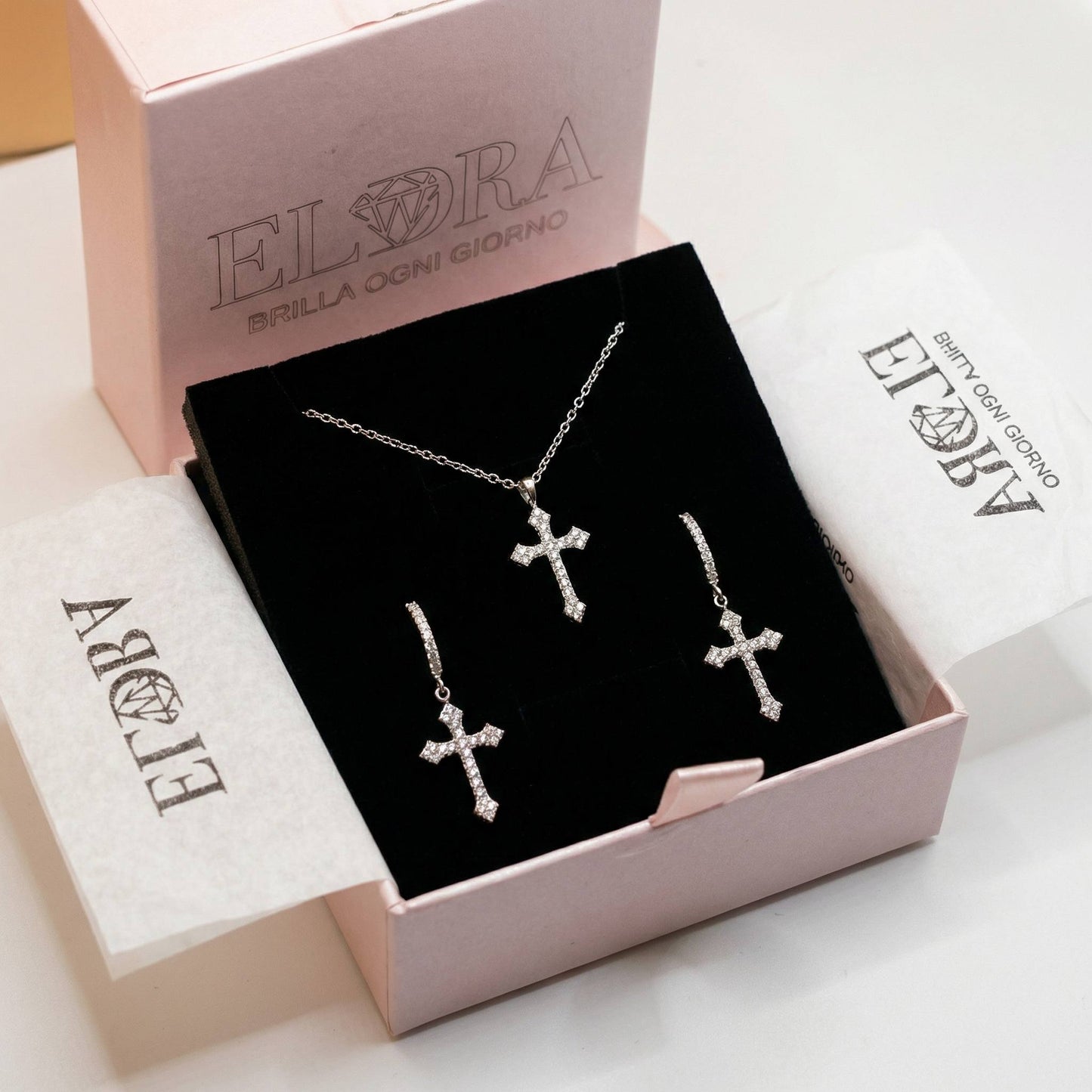 Collana Eternal Crux con Zirconi - ELDRA Milano