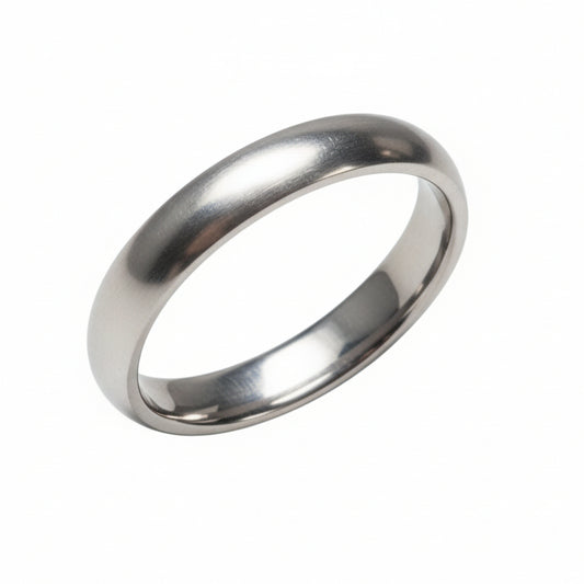 Anello ESSENTIAL BAND – Fede Bombata in Acciaio Satinato | Eldra Milano