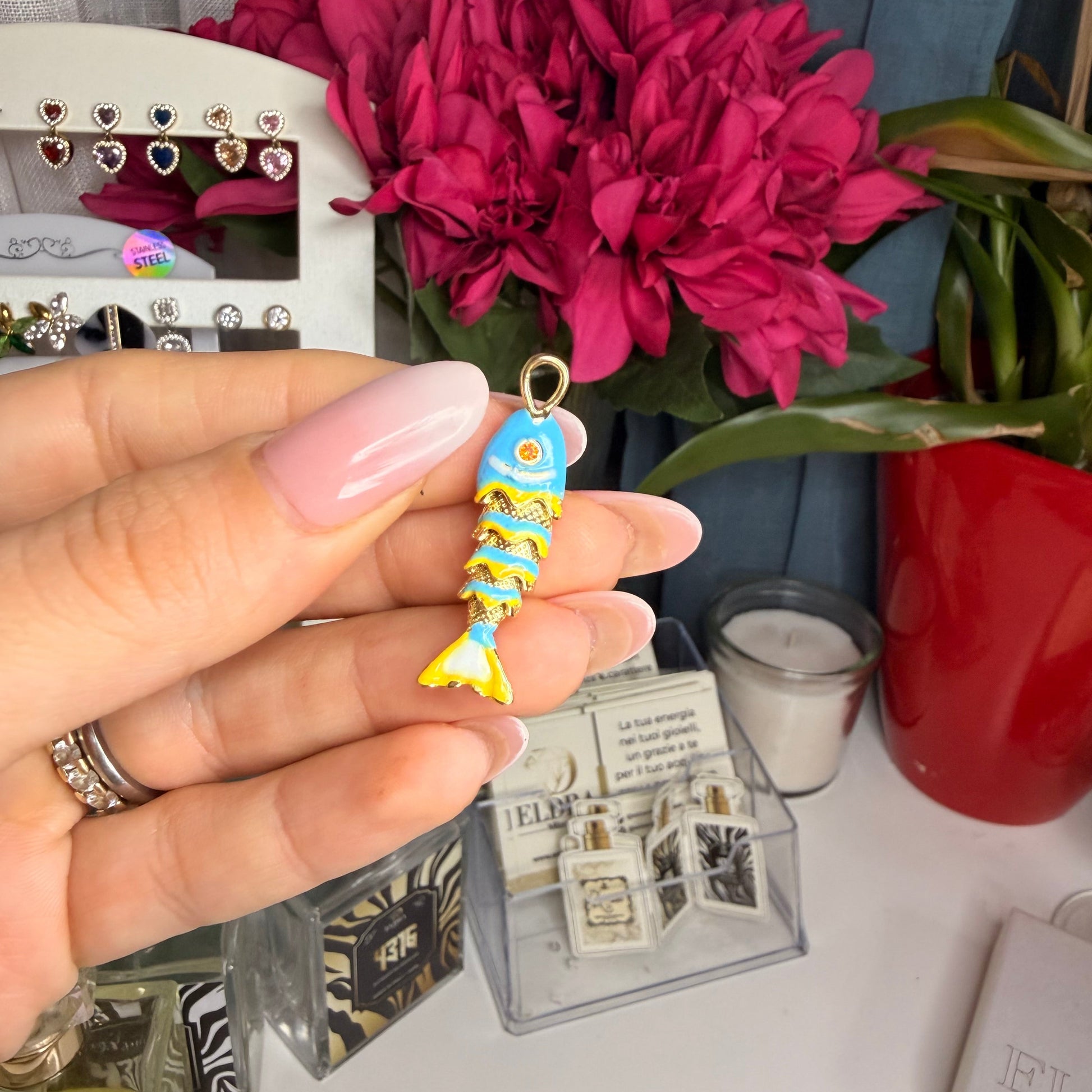 Charm pesce