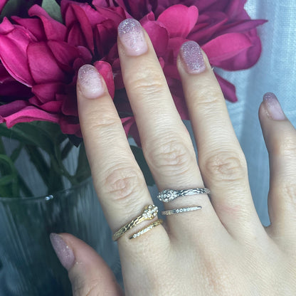 Anello VIPERA AUREA – Serpente Regolabile con Zirconi | Eldra Milano