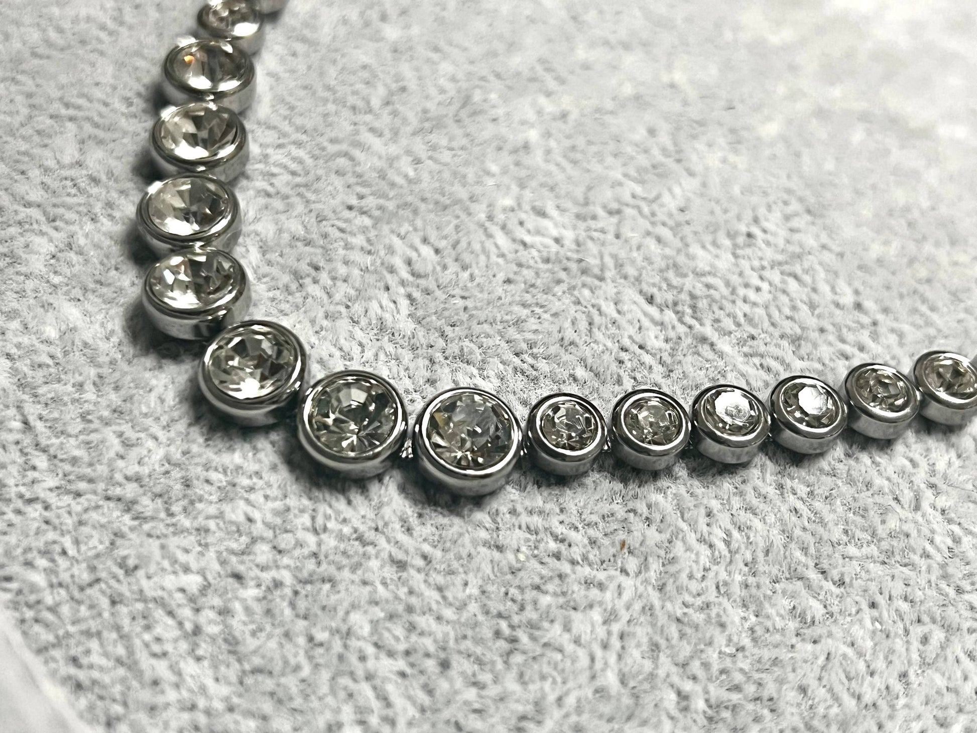 Collana INFINITY GLOW | Tennis Graduato in Acciaio Inox e Zirconi Brillanti – Eldra Milano