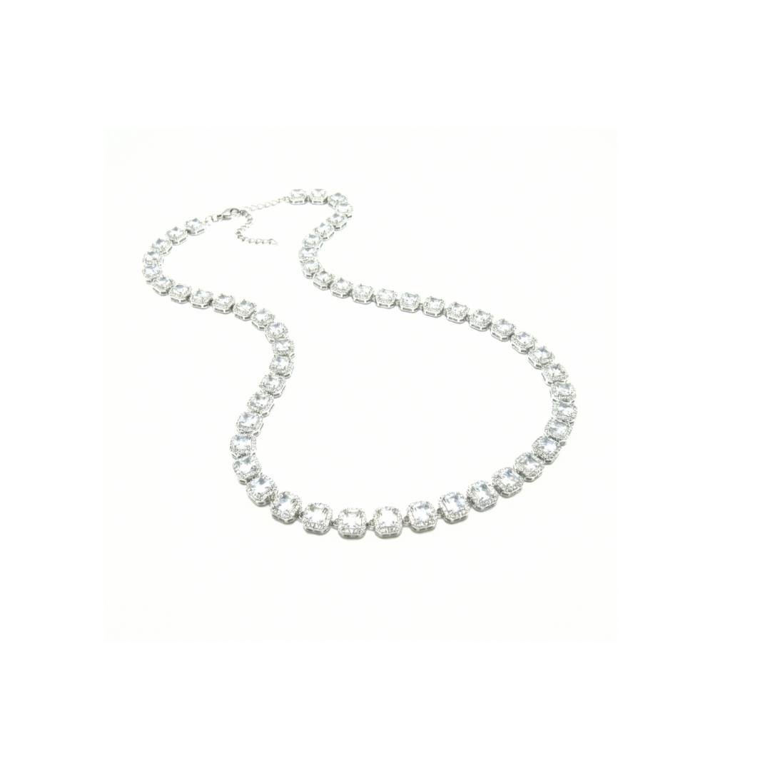 Collana "Luce Imperiale" – Quadrato con Zirconi
