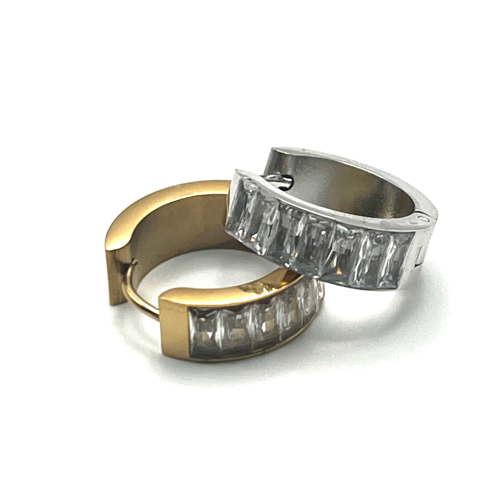 GLAM CIRCLE – Orecchini Unisex a Cerchio con Strass in Acciaio Inossidabile – Eldra Milano