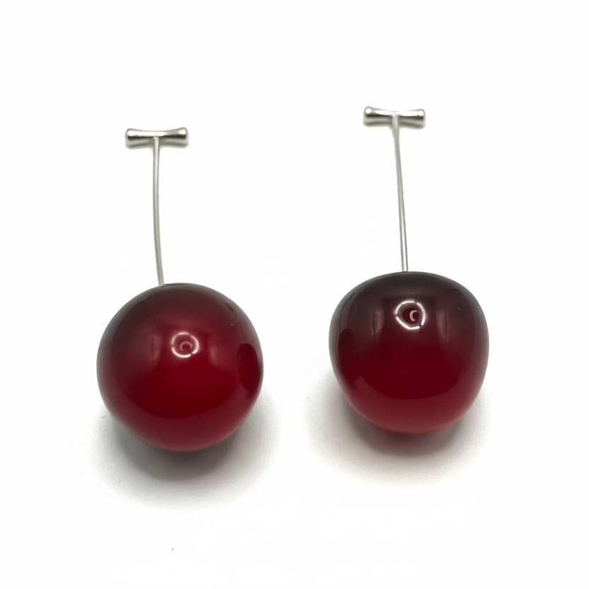 Orecchini CHERRY DROP | Pendenti a Ciliegia in Resina Lucida e Acciaio Inox – Eldra Milano
