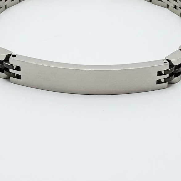 Bracciale essenza elegante incisibile