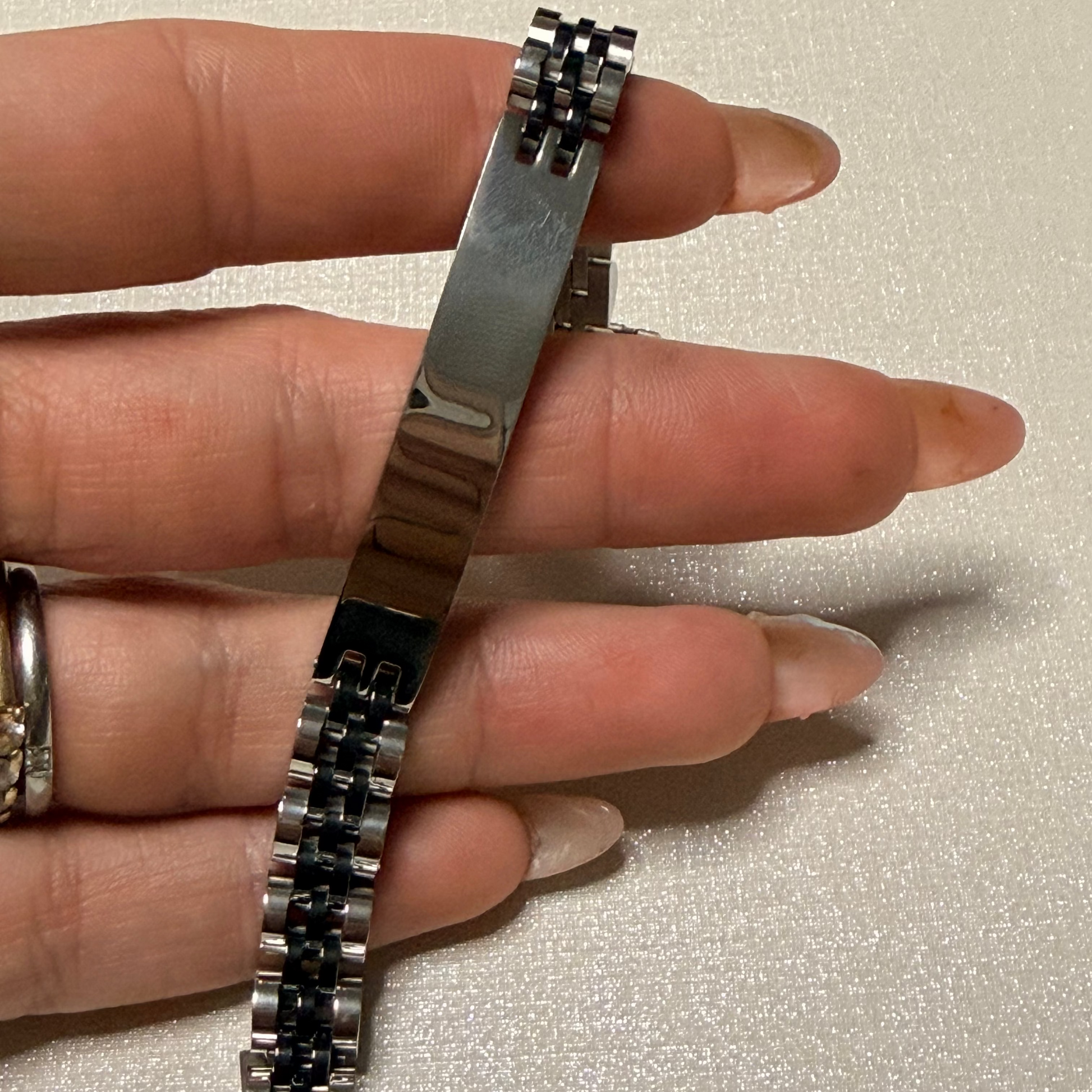 Bracciale essenza elegante incisibile