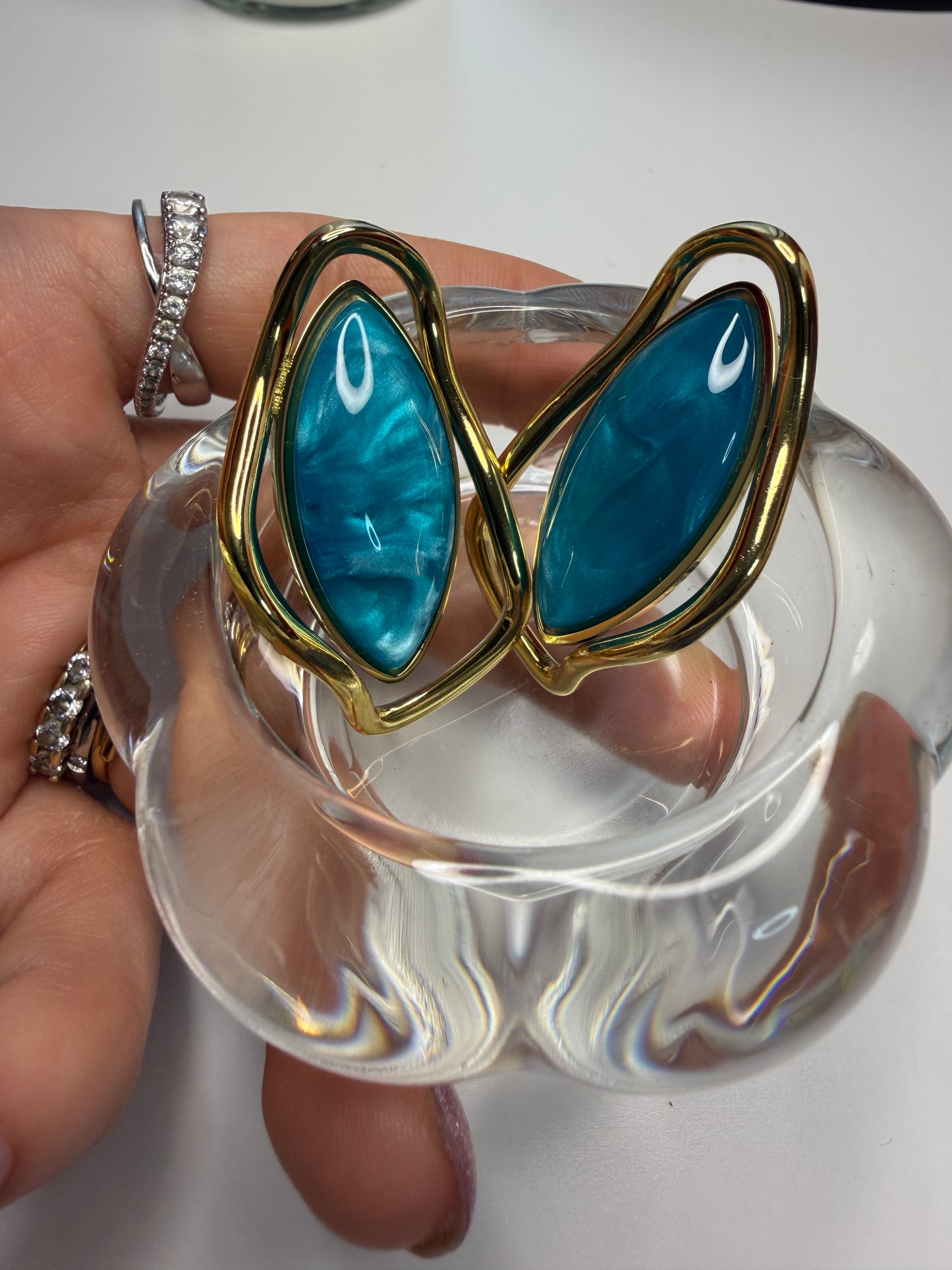 CHICCO DI MARE – Orecchini a Lobo Turchese e Oro - Eldra Milano