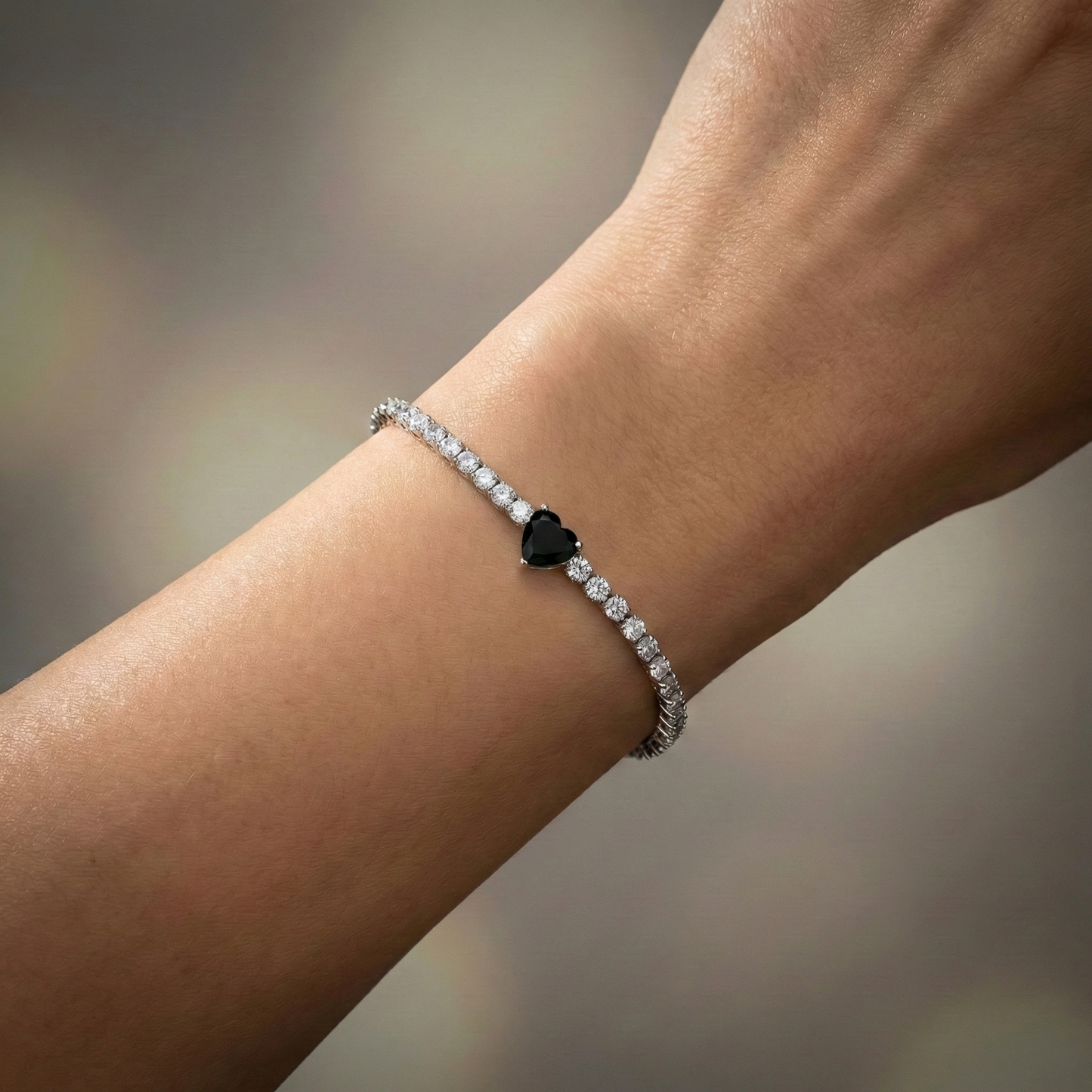 Bracciale Tennis Heart Gem | chiusura con cursore