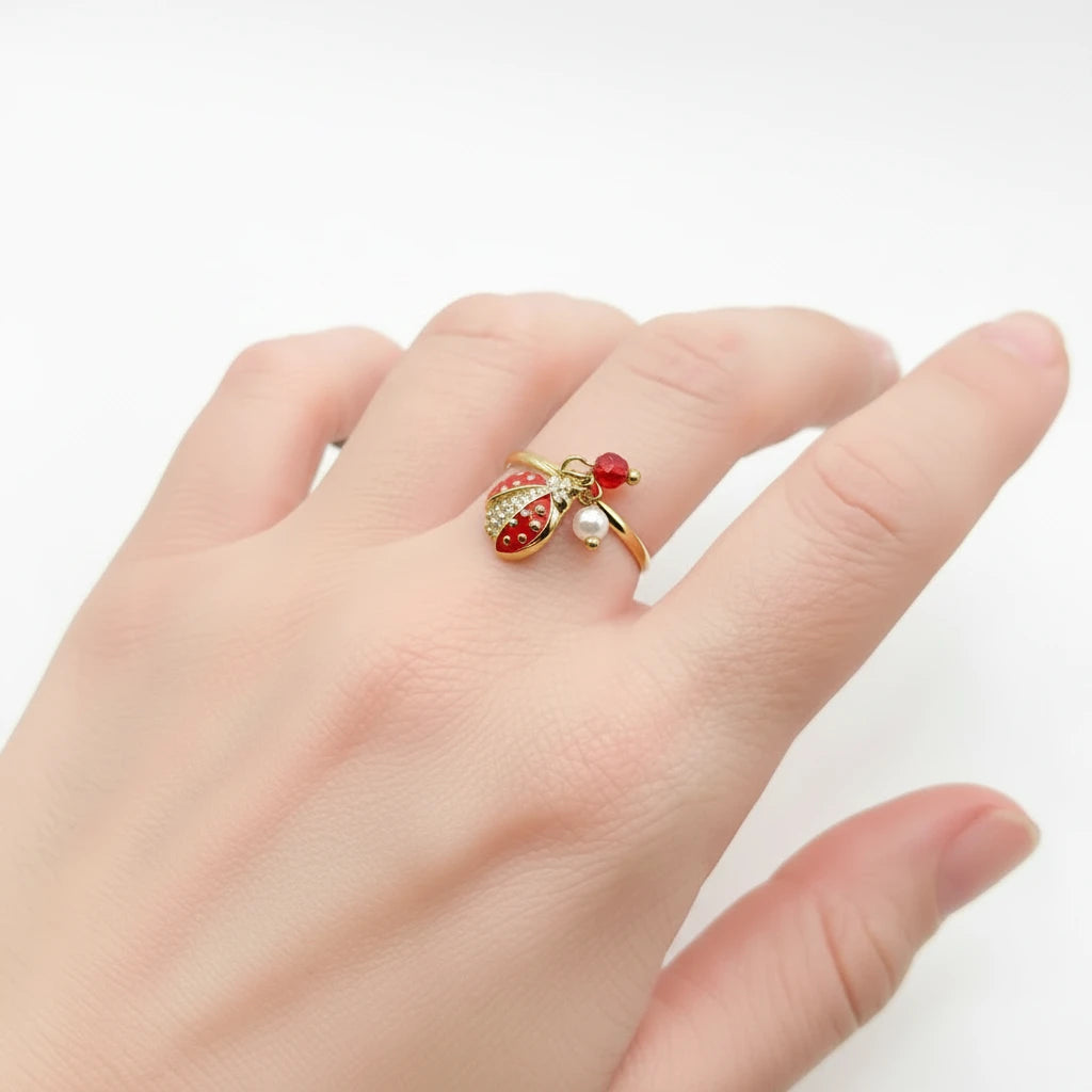 Anello Charm coccinella regolabile