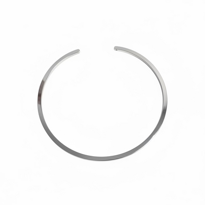 GLOW RIGID COLLAR – Girocollo Rigido Minimal in Acciaio (Tondo o V-Shape) – Eldra Milano