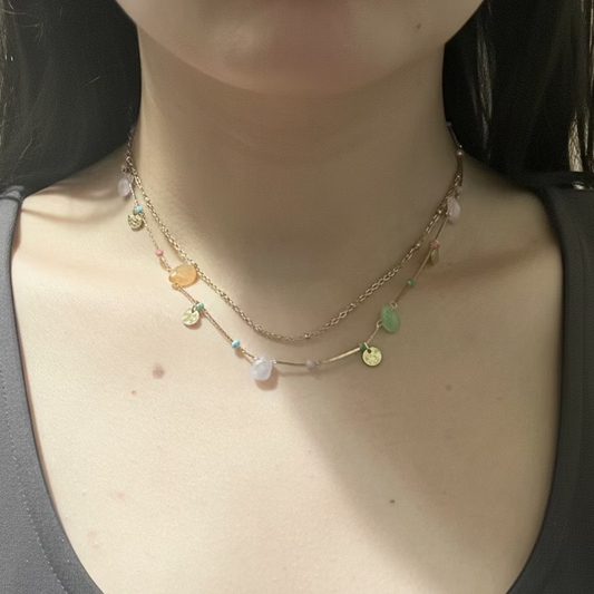 GLOW LAYERS – Doppia Collana Gold con Pietre Multicolore e Charm – Eldra Milano