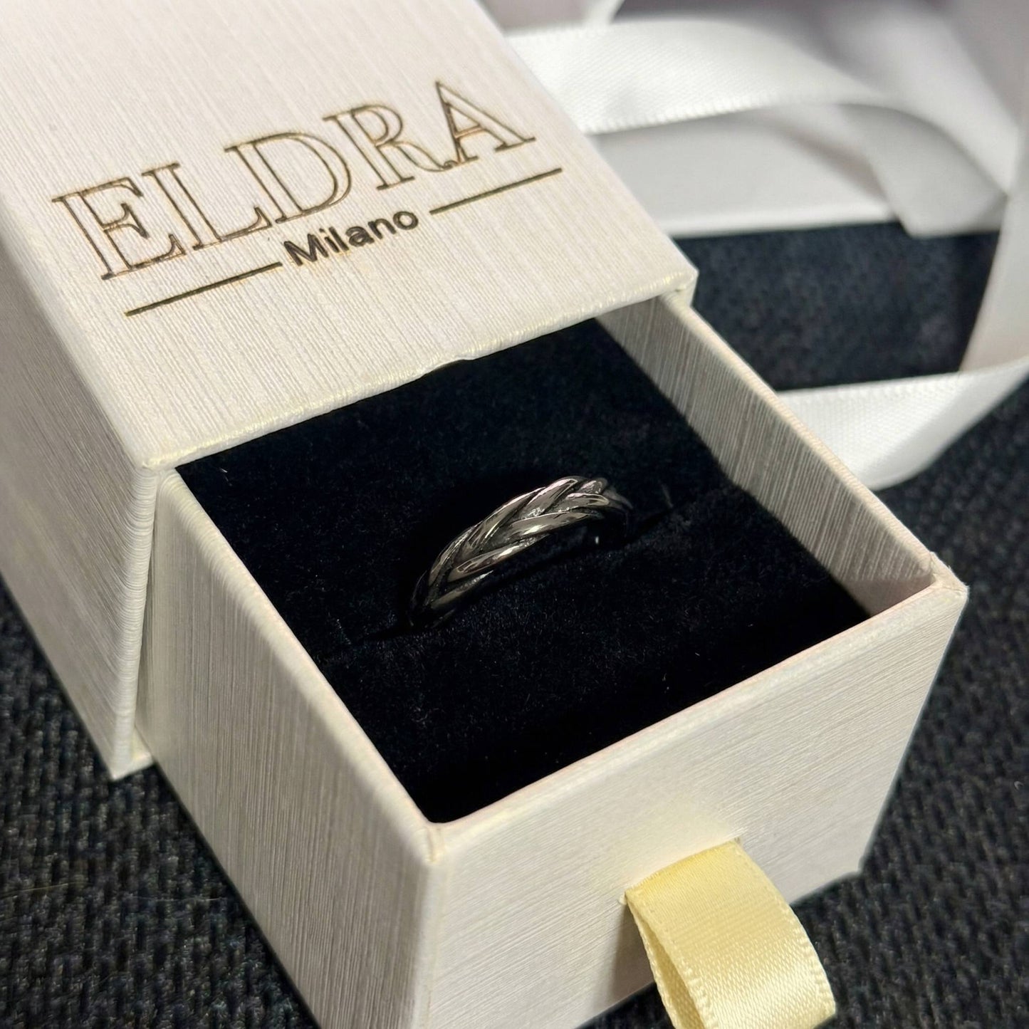 Anello "Trinity Steel"