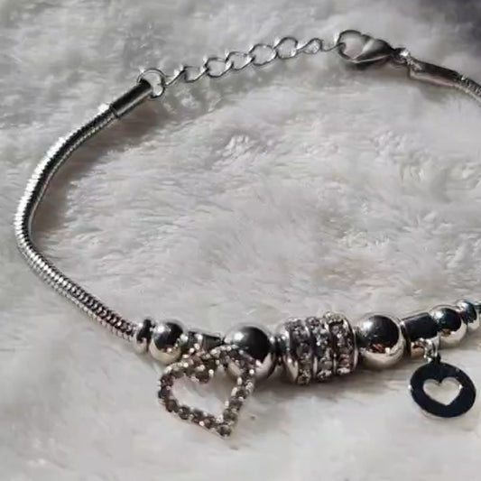 Bracciale "Hearts Harmony" – Charm Edition