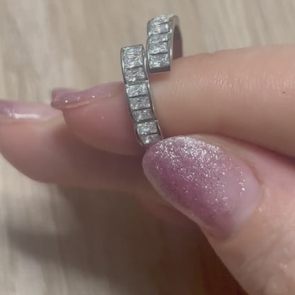 Anello GLAM SHINE – Fascia Regolabile con Zirconi Baguette | Eldra Milano