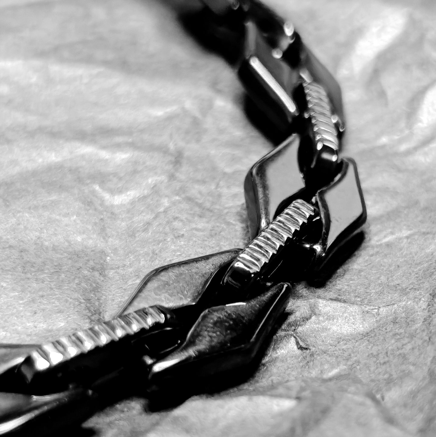 MECHANICAL BLACK – Bracciale Industrial in Acciaio Inox Nero - Eldra Milano